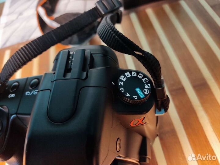 Зеркальный фотоаппарат Sony a200