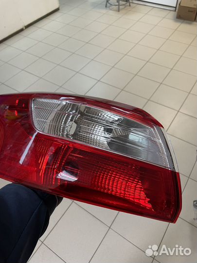Фонарь задний левый форд фокус 3 седан