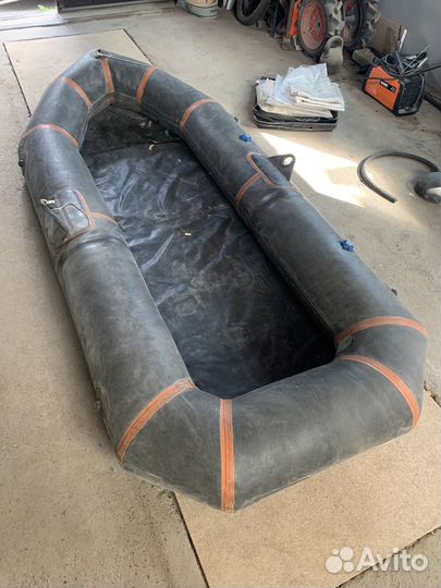 Лодка омега 2