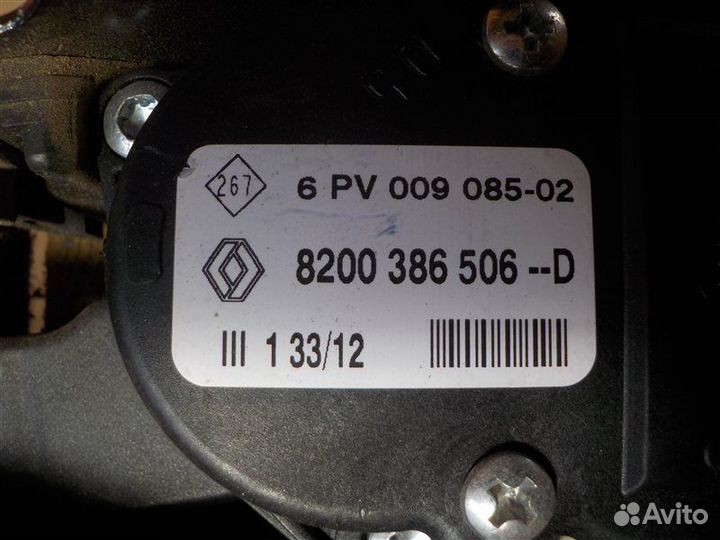 Педаль газа Renault Duster K4MA606 2012