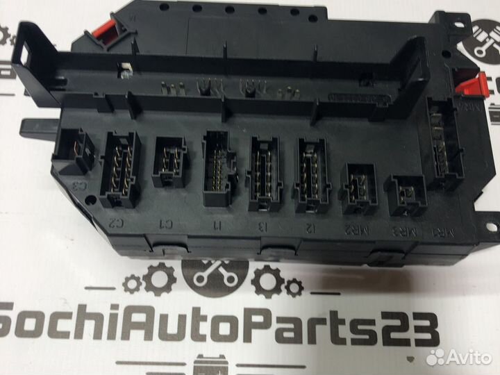 Блок предохранителей Mercedes W 221 W216