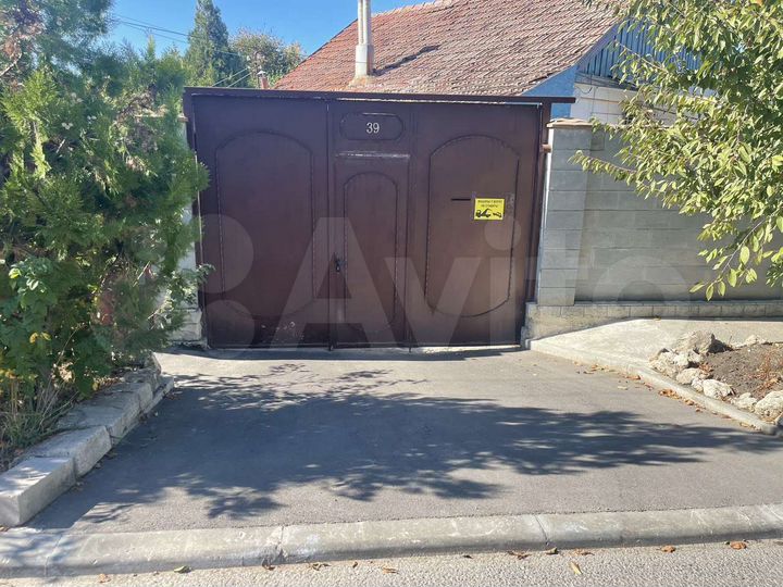 Дом 56 м² на участке 4,9 сот.