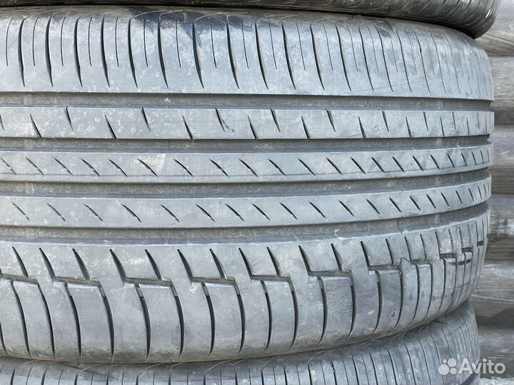 Continental PremiumContact 6 285/45 R22 и 325/40 R22 114Y