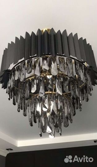 Люстра подвесная хрустальная. Люстра черная