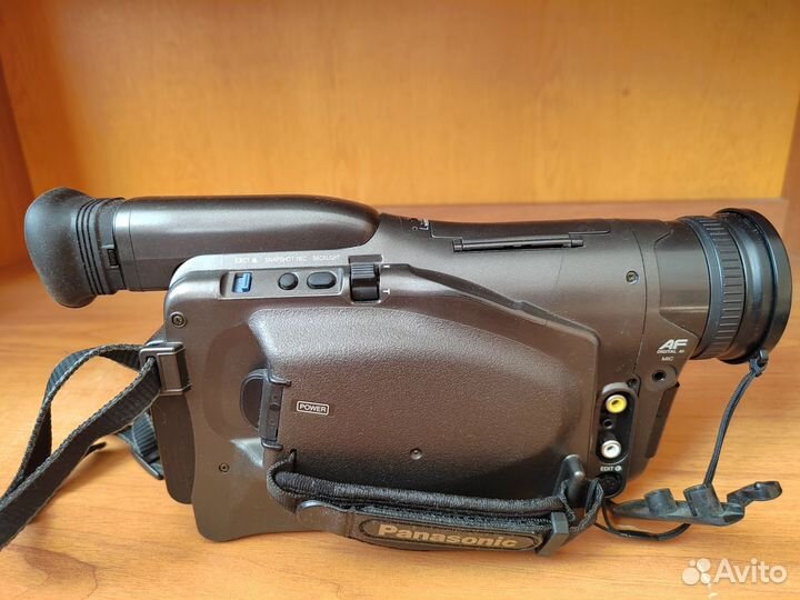 Видеокамера Panasonic RX70 Slim Palmcorder