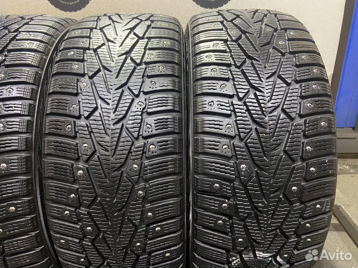 Nokian Tyres Hakkapeliitta 7 215/50 R17 95T