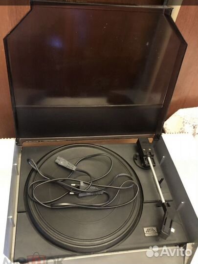 Вега радиола стерео модель рэп-301С 1991 год