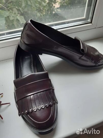 Лоферы женские