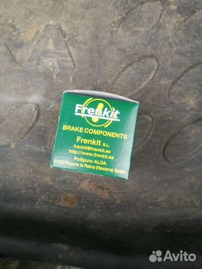 Поршень заднего суппорта Almera N16e