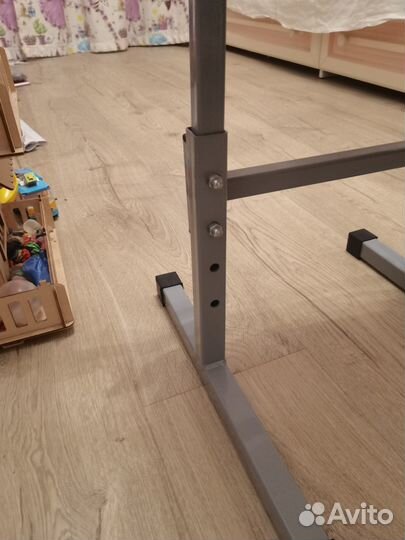 Стул ученический регулируемый