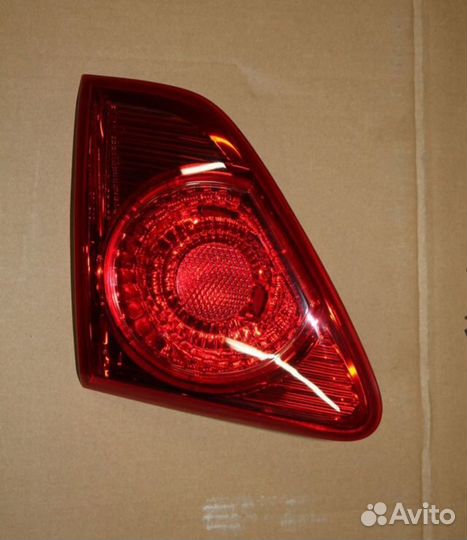 Задный фонарь левый тайота Королла до рестайлинг