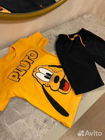 Костюм для мальчика,футболка и шорты,98