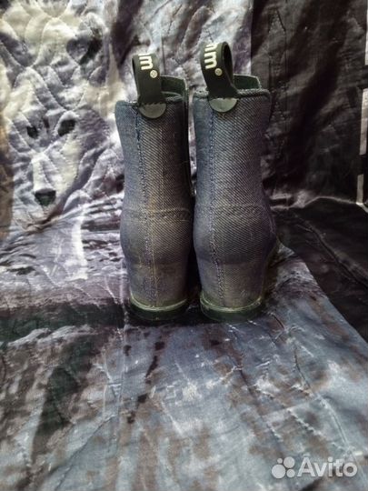 Женские резиновые сапоги