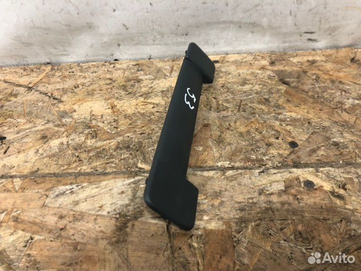 Ручка двери багажника задняя Land Rover Discovery