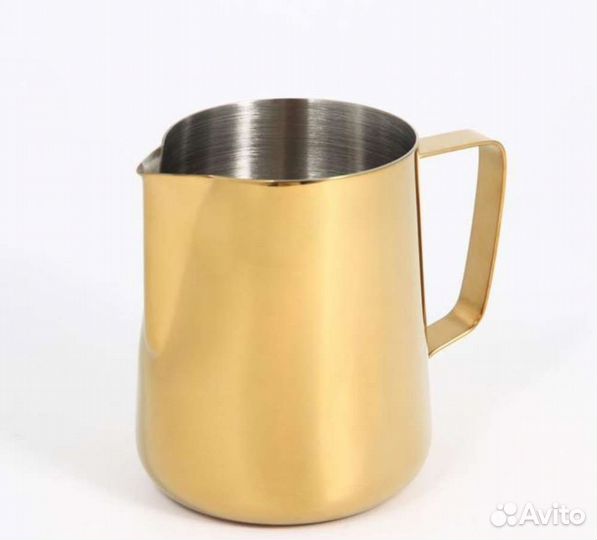 Гейзерная кофеварка,молочник