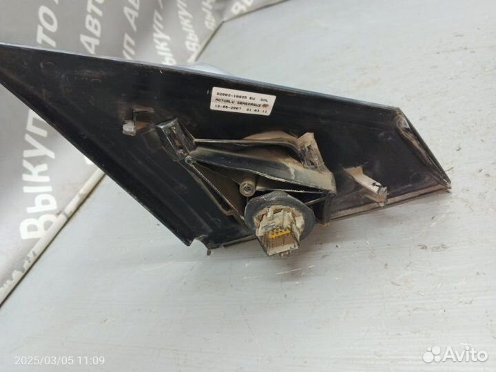 Зеркало заднего вида боковое переднее левое