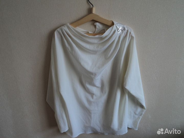Блузка белая, шелк. Размер S-M