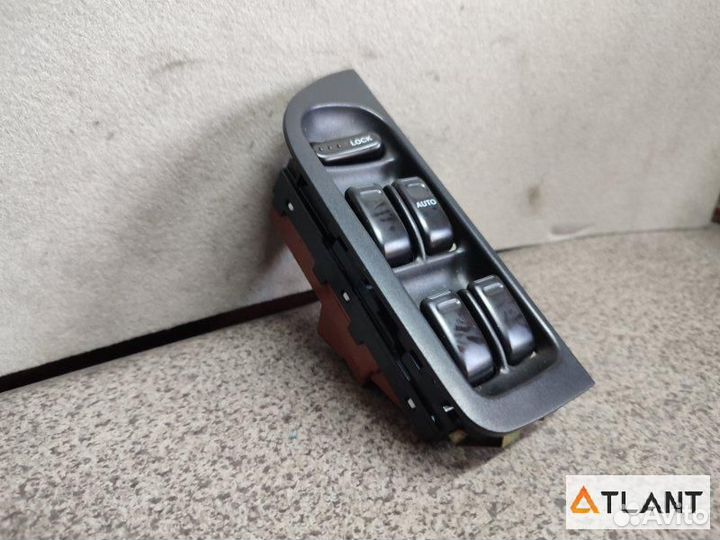 Пульт стеклоподъемника передняя правая subaru pleo