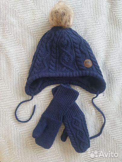 Шапка и варежки hm