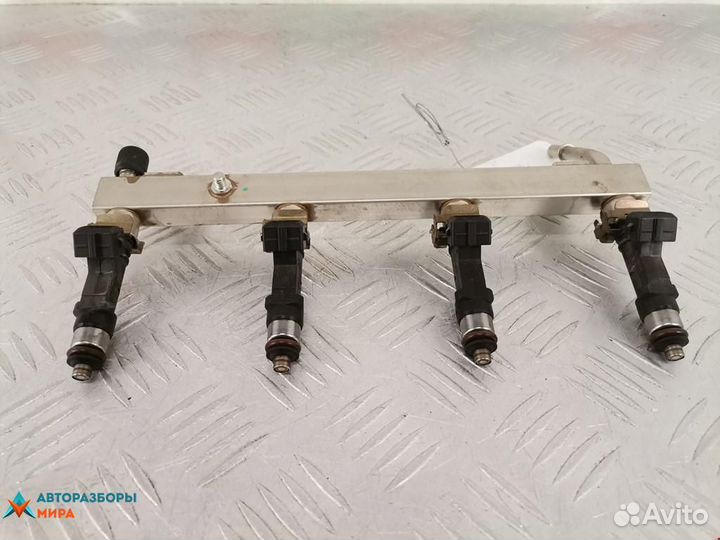 Форсунка Chevrolet Volt 2012 55565481