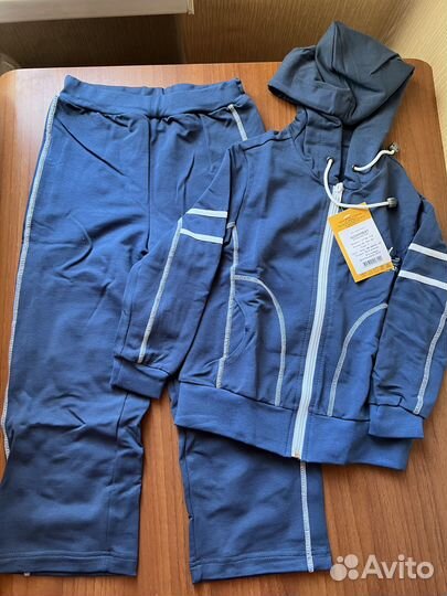Комплект новой детской одежды на ребенка 3-4 года