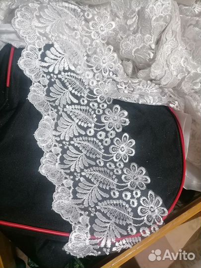 Кристалон, кружево, фурнитура. Белая