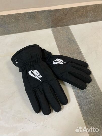 Перчатки Nike мужские зимние