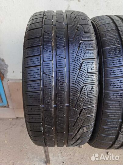 Pirelli Winter Sottozero 210 245/40 R18 108W