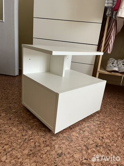 Тумба прикроватная белая
