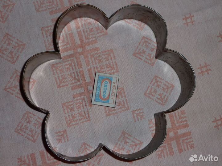 Формы для выпечки металлические