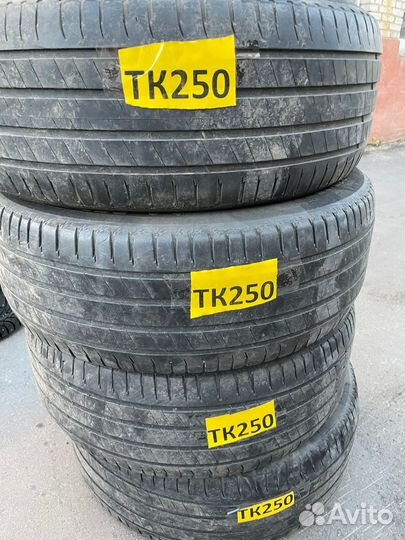 Michelin Latitude Sport 3 235/55 R18