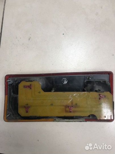 Фонарь правый LADA 2105