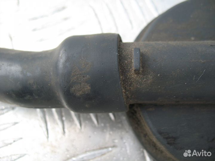 Шланг вентиляции картерных газов VW T4 1993г
