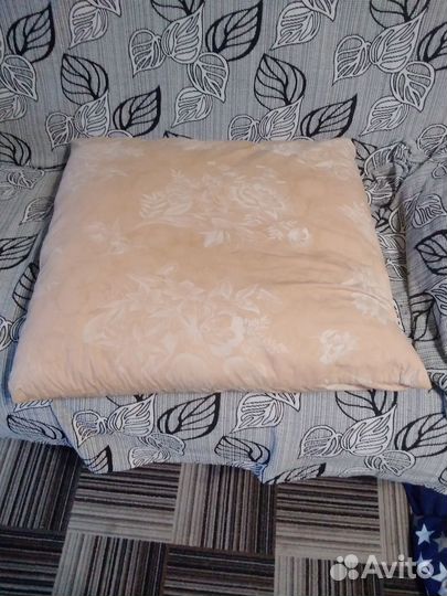 Подушка перовая