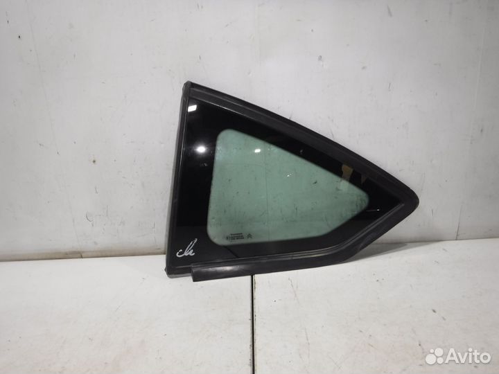 Стекло кузовное глухое Citroen C4