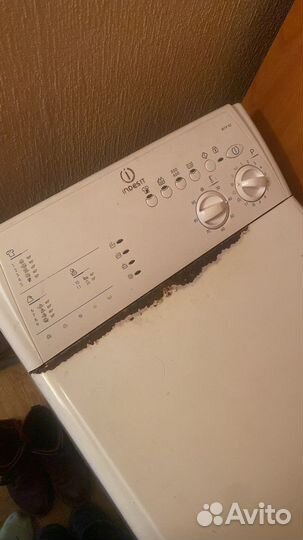 Стиральная машина с вертикальной загрузкой