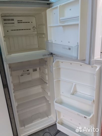 Холодильник LG