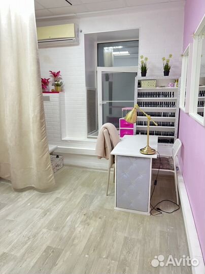 Аренда рабочего места мастера ногтевого сервиса