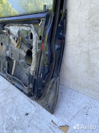 Mitsubishi pajero 2 передняя правая дверь