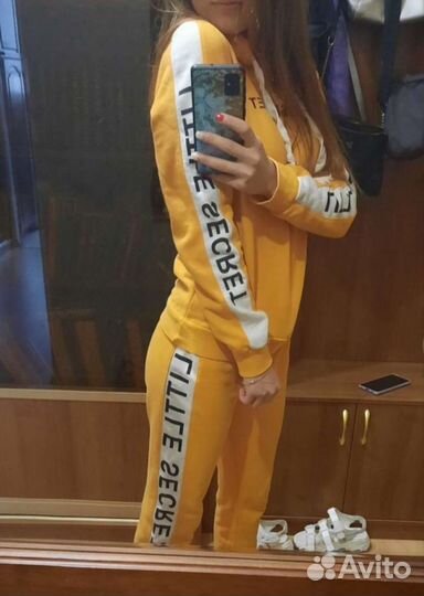 Спортивный костюм женский 40-42 р