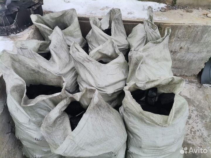 Продам уголь в мешках