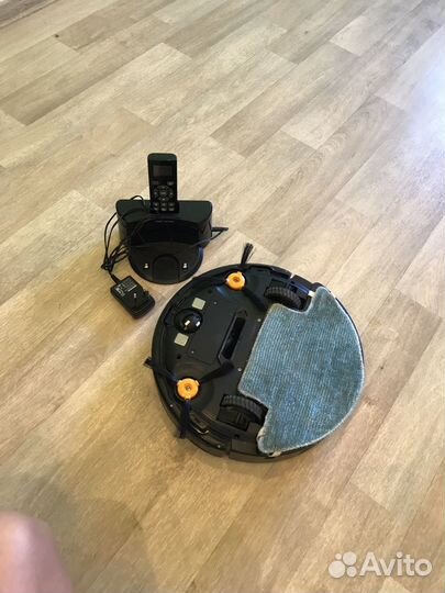 Робот пылесос