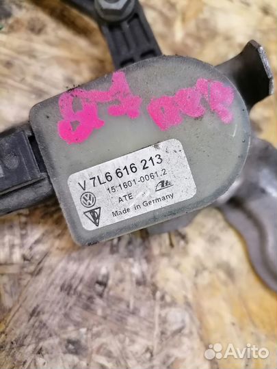 Датчик положения кузова Audi Q7