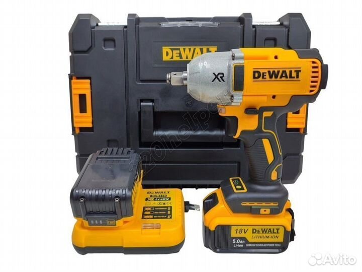 Гайковёрт DeWalt 1000 Ньютонов Грузовой