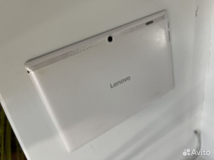 Планшет lenovo