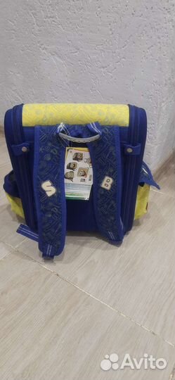 Школьный рюкзак