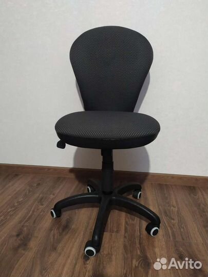 Компьютерное кресло новое