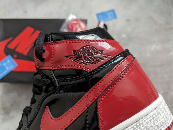 Кроссовки Nike Air Jordan 1 High + доставка