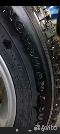 Nokian Tyres Hakkapeliitta SUV 225/65 R17 106