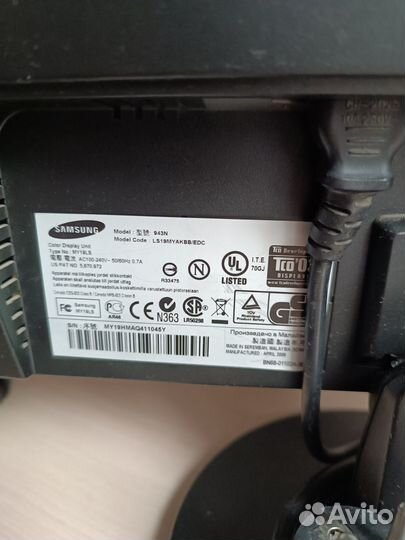 Монитор Samsung SyncMaster 943N